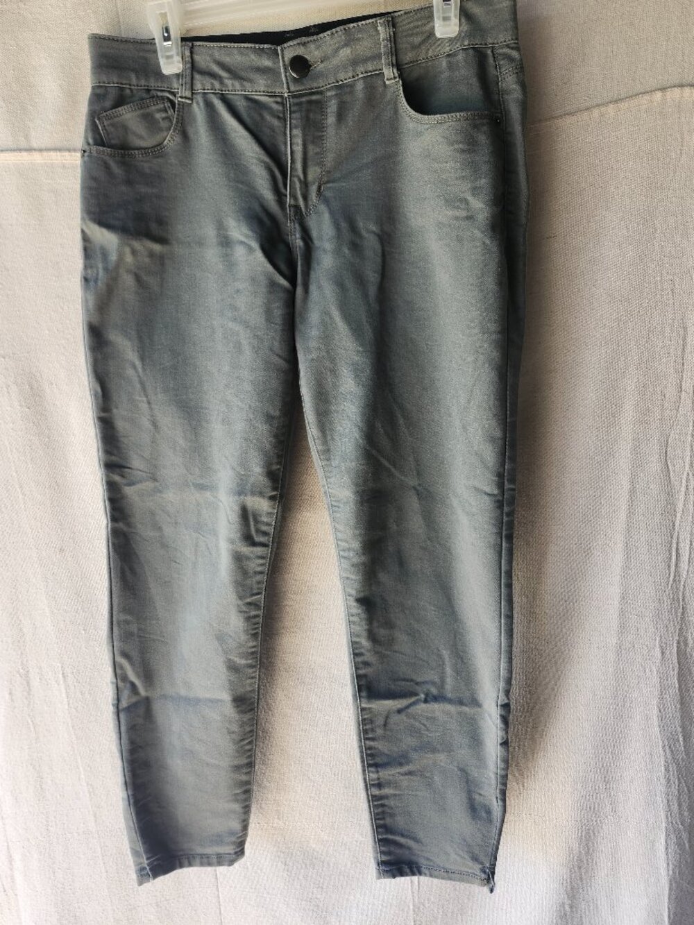 Knox Rose Women's Size 12 Gray Wash Skinny Jeans Raw Hem Ankle Stretch